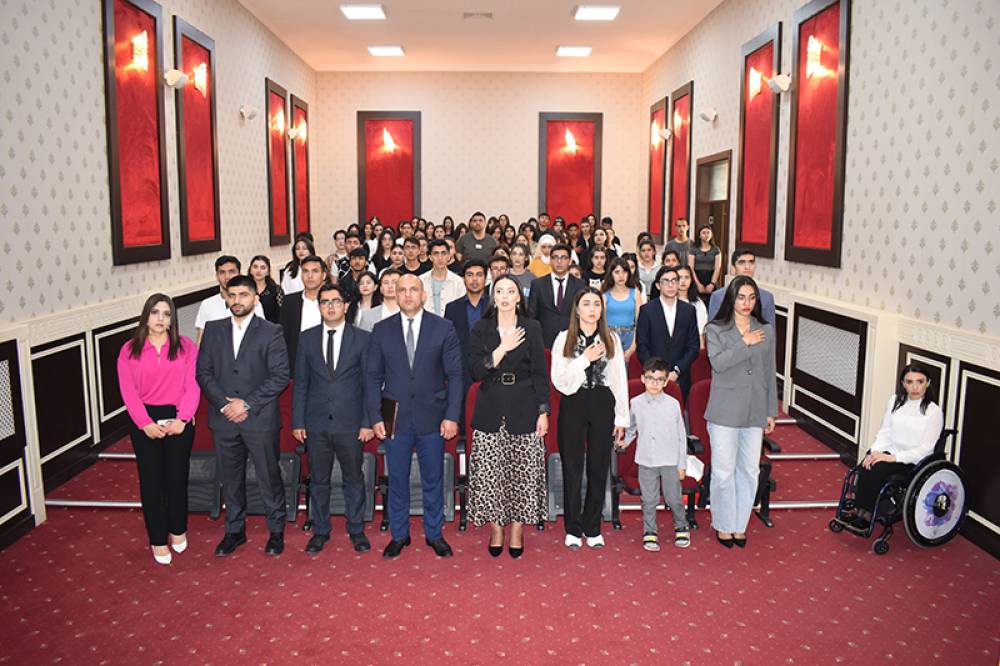 “Biz bir ailəyik” İctimai Birliyinin əməkdaşları Naxçıvan Dövlət Universitetində olub