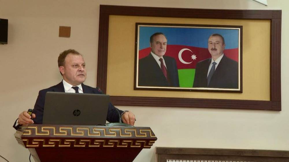 NDU-da Orta Doğu Teknik Universitetinin rektor müşaviri Adem Kalınlı təlim keçib