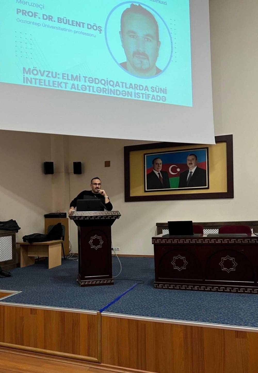 "Elmi tədqiqatlarda süni intellekt alətlərindən istifadə" adlı təlim keçirilib