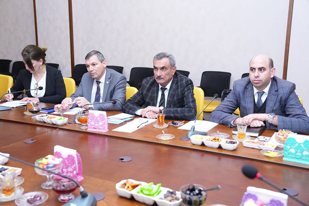 Naxçıvan Dövlət Universiteti və Azərbaycan Respublikası Əmək və Əhalinin Sosial Müdafiə Nazirliyinin əməkdaşları arasında görüş keçirilib