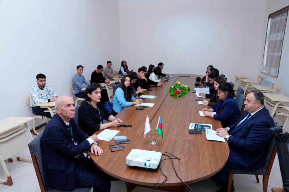 Naxçıvan Dövlət Universitetində “Texnoparkların təhsildə və iqtisadi inkişafda rolu” mövzusunda III Beynəlxalq Simpoziumun panel müzakirələri keçirilib