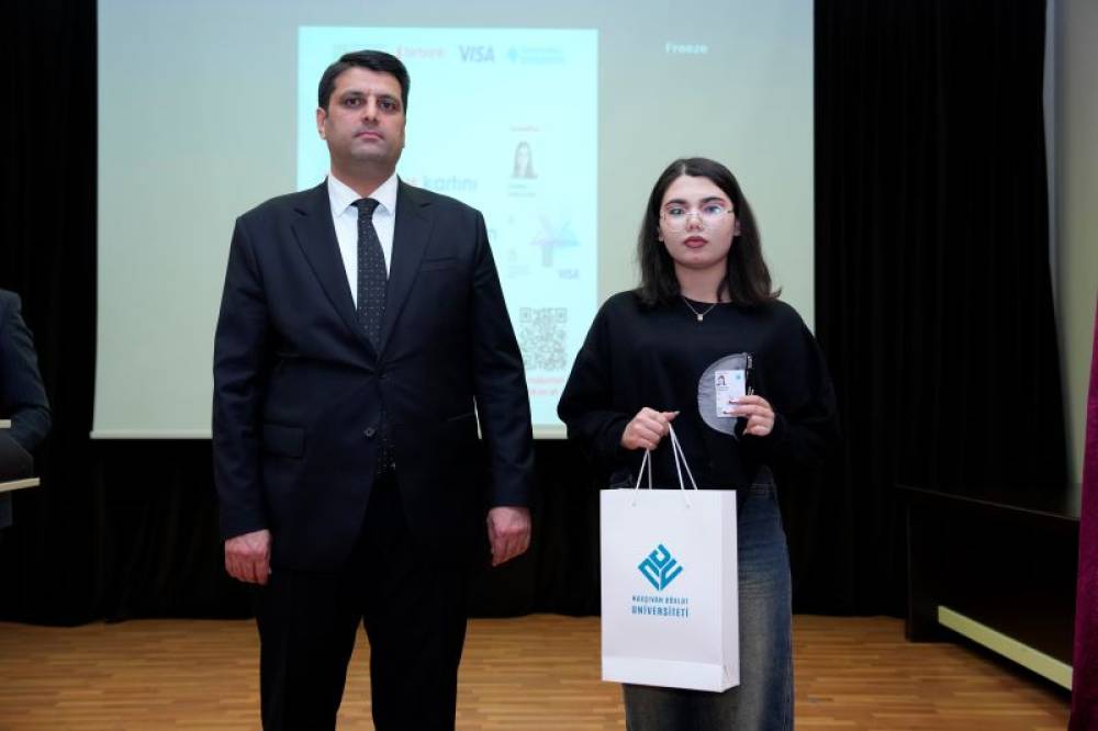 NDU-da “TələbəPlus” kartlarının təqdimatı olub