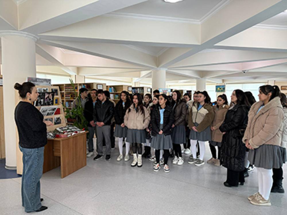 Dəstə kənd orta məktəbinin şagirdləri NDU-da olublar