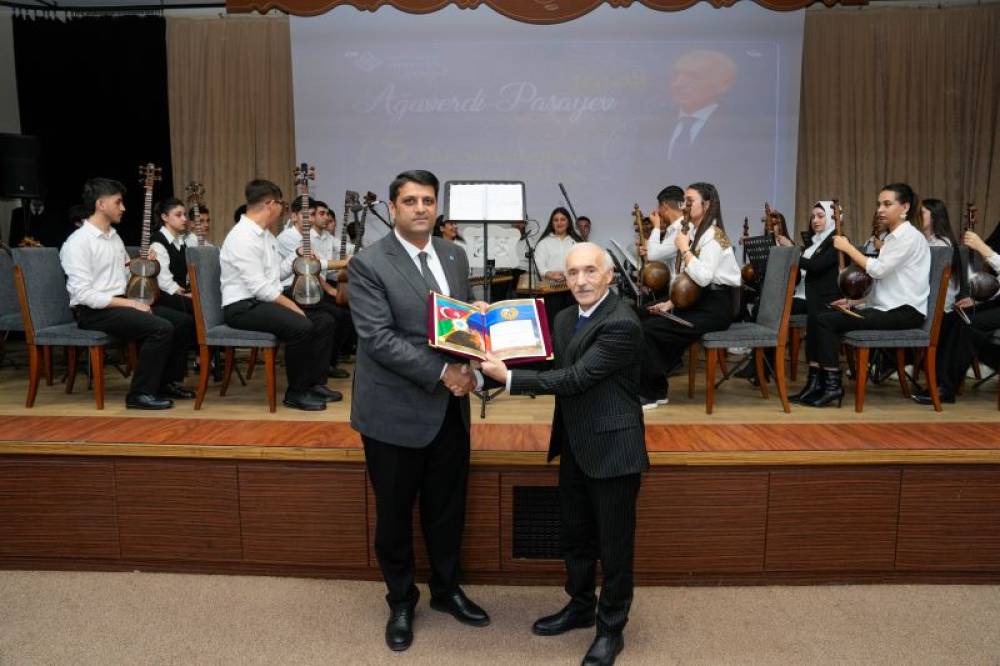 Naxçıvan Dövlət Universitetində Xalq artisti, dirijor Ağaverdi Paşayevin 75 illik yubileyi qeyd olunub
