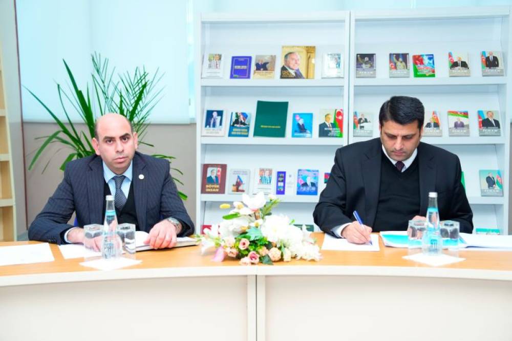 NDU-da  Elmi Kitabxananın mövcud vəziyyəti və qarşıda duran problemlərin həllinə dair müşavirə keçirilib