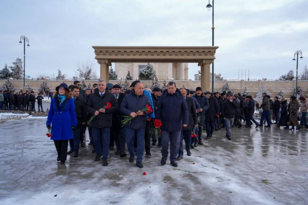 NDU-nun kollektivi 20 Yanvar şəhidlərinin xatirəsini yad edib