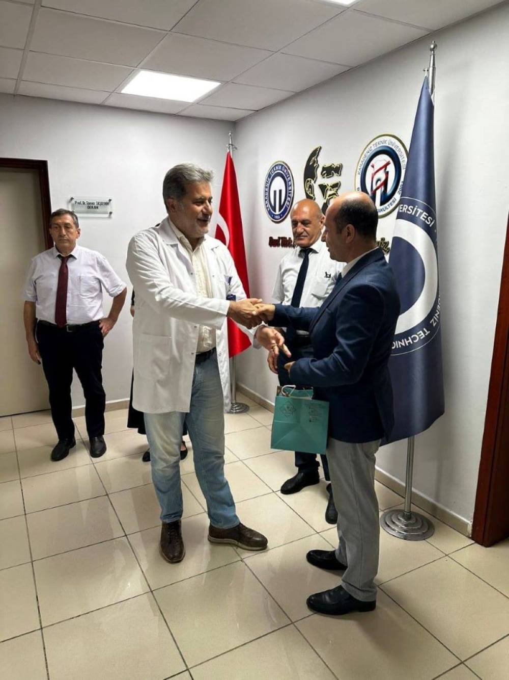 Naxçıvan Dövlət Universitetinin Tibb fakültəsinin Stomatologiya ixtisasının tələbələri  Qara Dəniz Texniki Universitetinin Farabi xəstəxanasında iki həftəlik yay istehsalat təcrübələrini bitirib