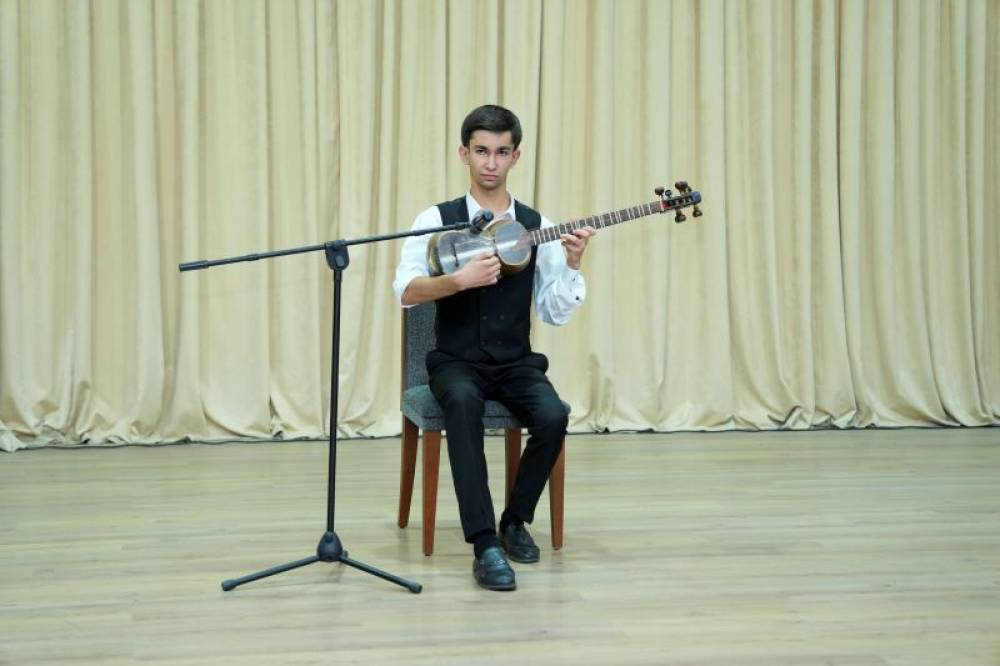 NDU-da gənc ifaçı Murad Rzayevin konserti keçirilib