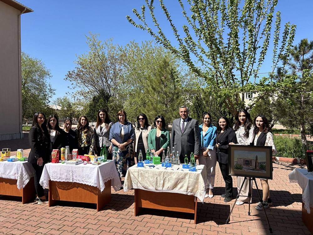 Təcrübəçi tələbələr “Şərqin incisi Naxçıvan” adlı tədbir təşkil ediblər