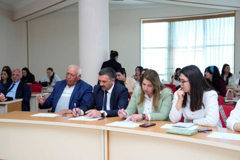 NDU “Müstəqilliyin Ulu Öndər Zirvəsi" adlı şeir müsabiqəsi keçirilib