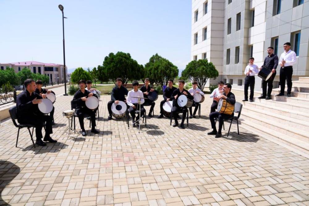 NDU nəzdində Naxçıvan Musiqi Kollecinin 50 İllik yubileyi qeyd olunub