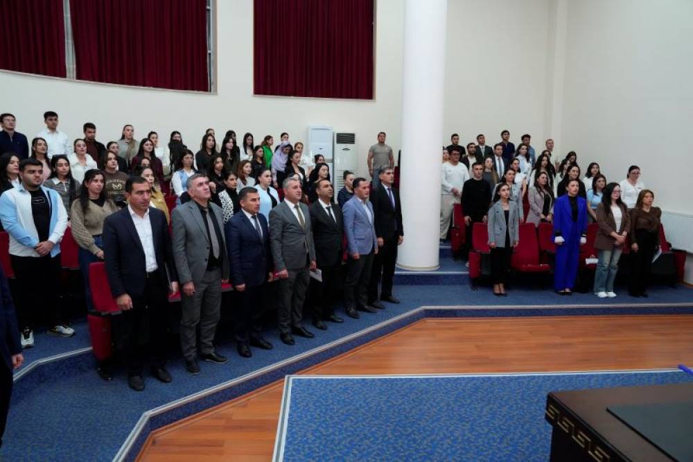 Naxçıvan Dövlət Universitetində “18 Oktyabr – Müstəqilliyin Bərpası Günü”nə həsr olunmuş elmi-praktik konfrans keçirilib